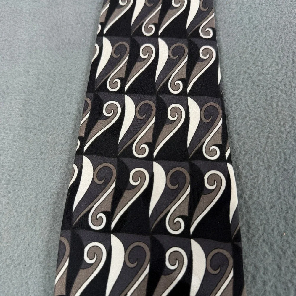 Courreges‎ Homme Mens Silk Necktie Black Grey White Geometric Swirl Italian Silk